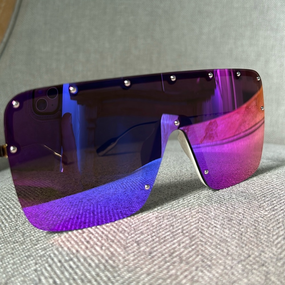 Gucci 99mm shield sunglasses - Picture 4 of 16